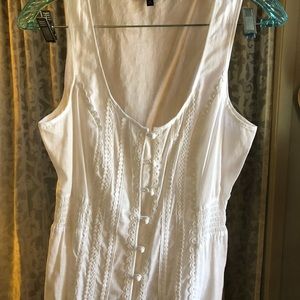 White Express summer top with lace